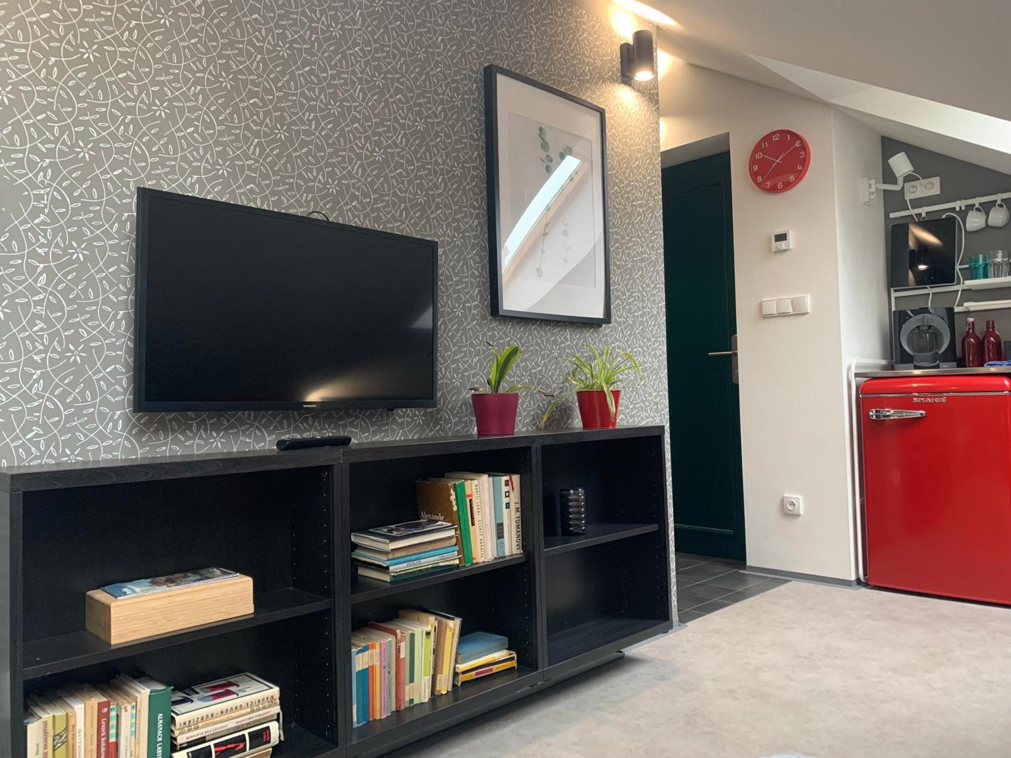 Cozy Friendly Place With Free Parking براغ المظهر الخارجي الصورة